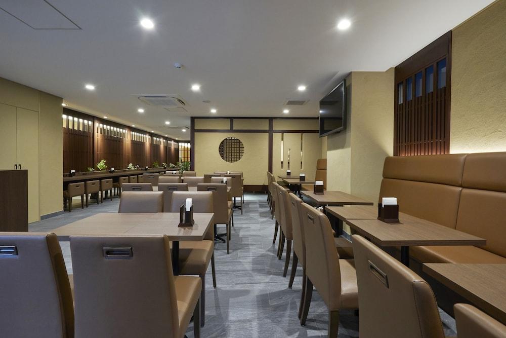 アーバイン京都 四条大宮 ホテル 3*
